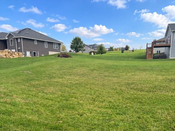 Diamond Oak Drive, Dodgeville, WI 53533
