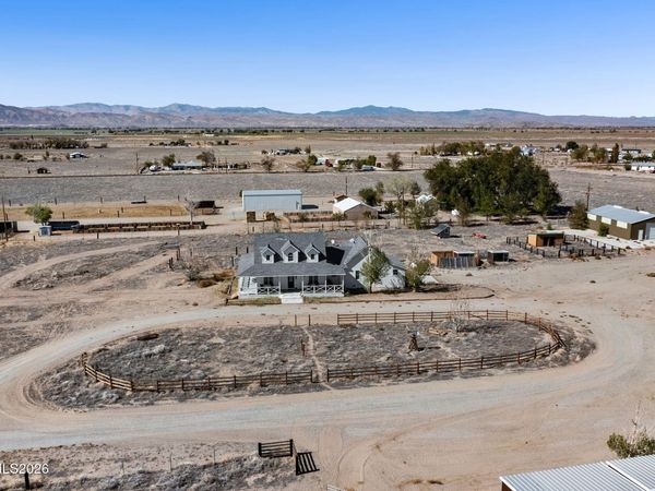606 Pete Hendrichs Road, Yerington, NV 89447
