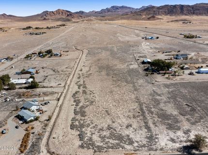606 Pete Hendrichs Road, Yerington, NV 89447 Photo