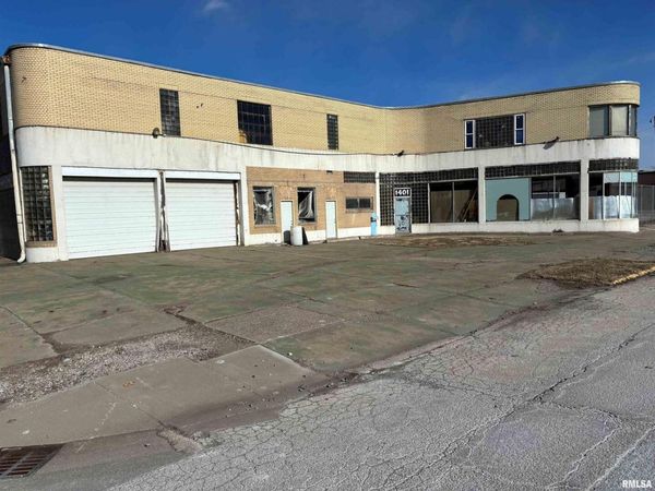 1401 4TH Avenue , Rock Island, IL 61201