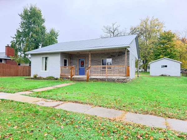 211 E Luella Street, Le Roy, MN 55951