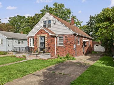 1820 North Avenue, Niagara Falls, NY 14305