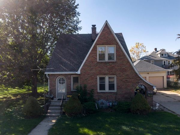 741 Caroline Street, Janesville, WI 53545