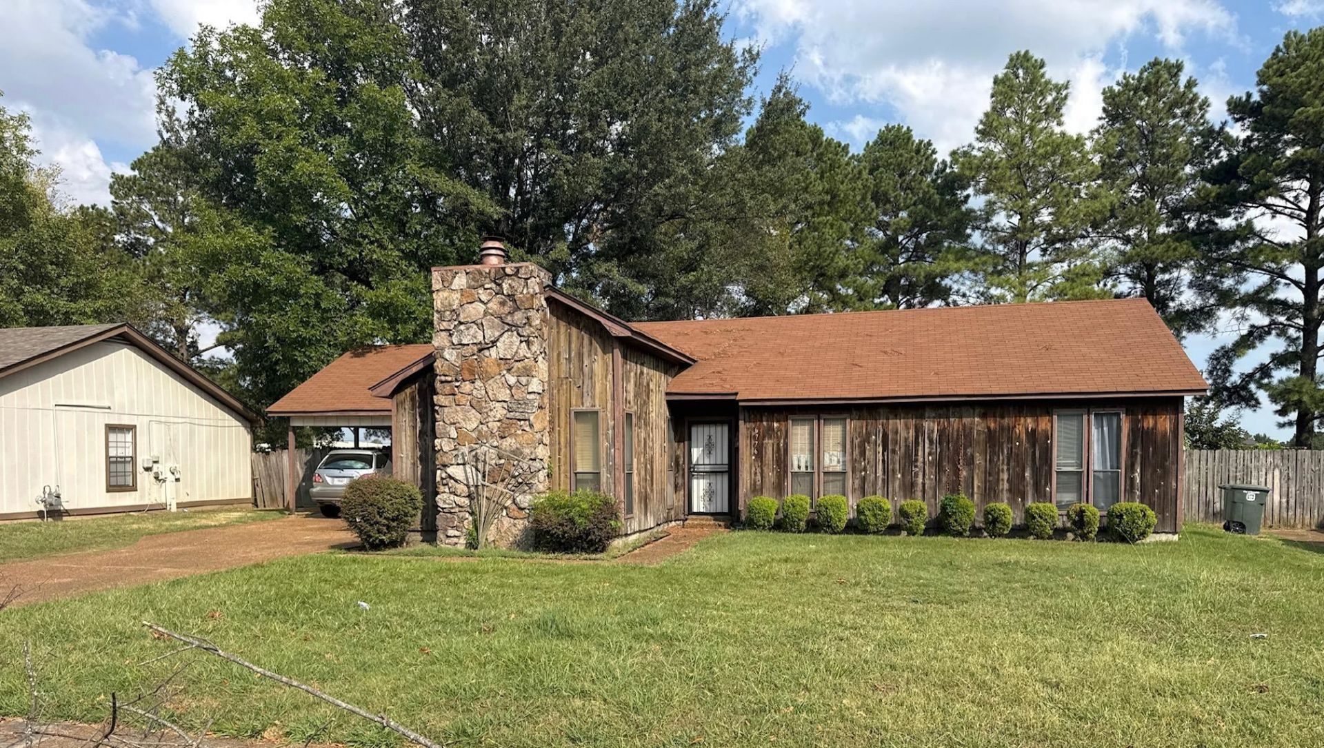 6776 STARKENBURG DR Memphis, TN 38115