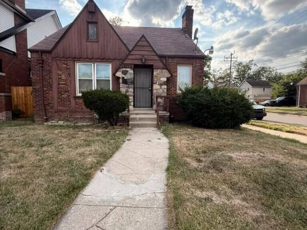 15375 Asbury Park, Detroit, MI 48227