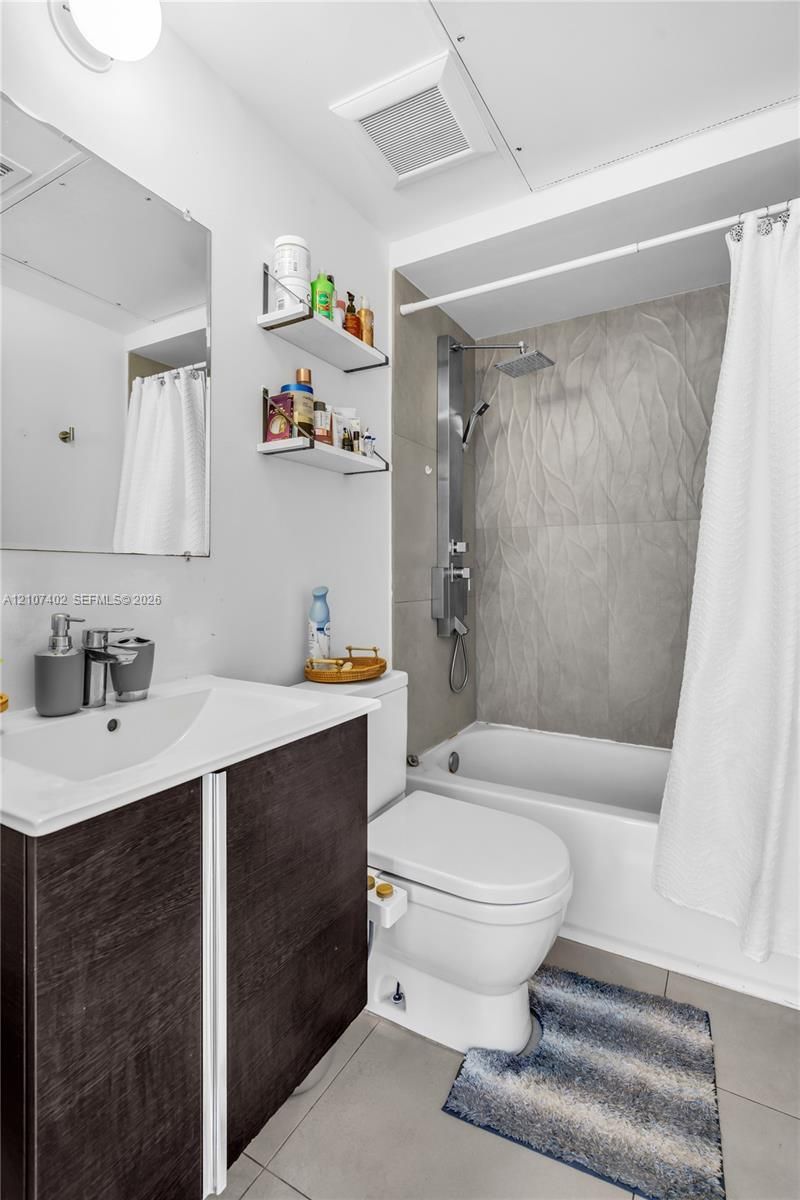 551 Michigan Ave , Unit 223, Miami Beach, FL 33139 Photo