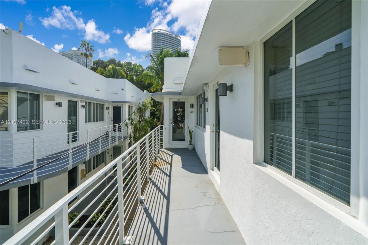 551 Michigan Ave , Unit 223, Miami Beach, FL 33139 Photo