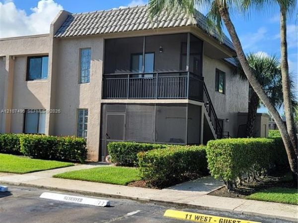 330 Racquet Club Rd , Unit 204, Weston, FL 33326