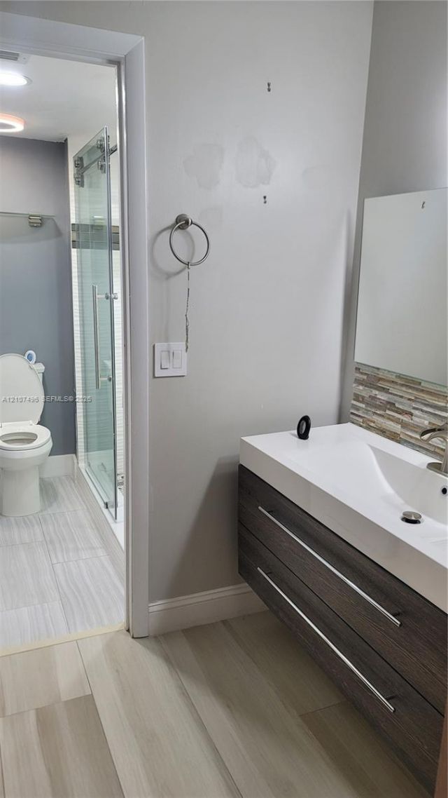 330 Racquet Club Rd , Unit 204, Weston, FL 33326 Photo