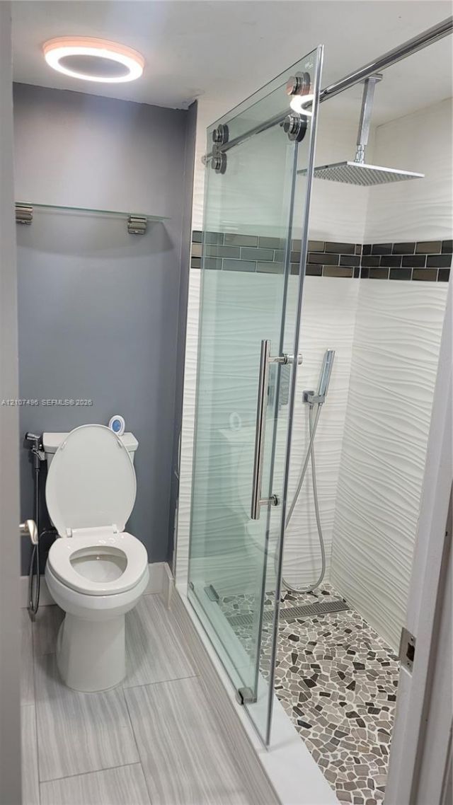 330 Racquet Club Rd , Unit 204, Weston, FL 33326 Photo