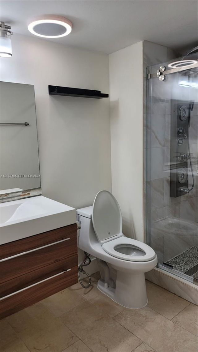 330 Racquet Club Rd , Unit 204, Weston, FL 33326 Photo