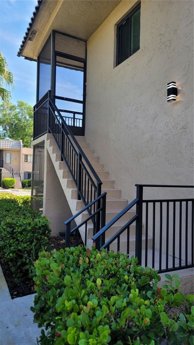330 Racquet Club Rd , Unit 204, Weston, FL 33326 Photo