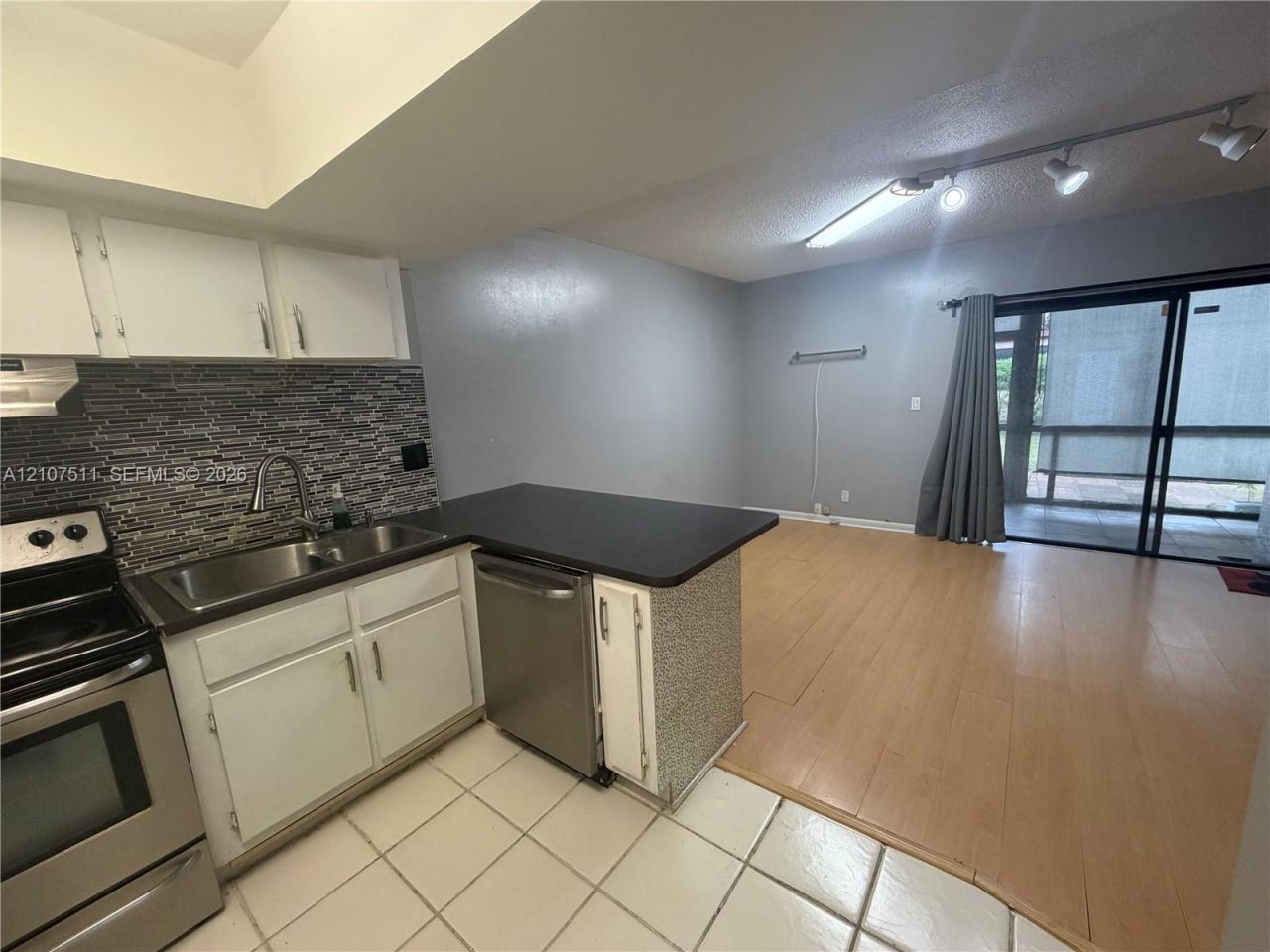 12 S Valencia Dr, Unit 5-4, Davie, FL 33324 Photo