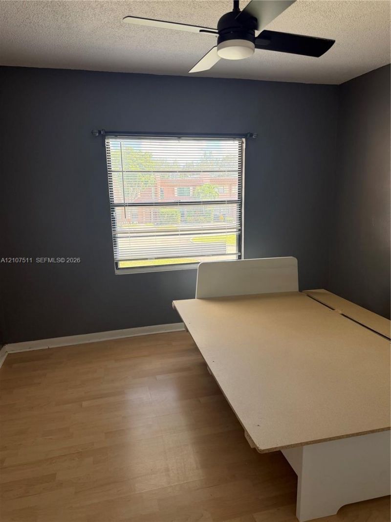 12 S Valencia Dr, Unit 5-4, Davie, FL 33324 Photo