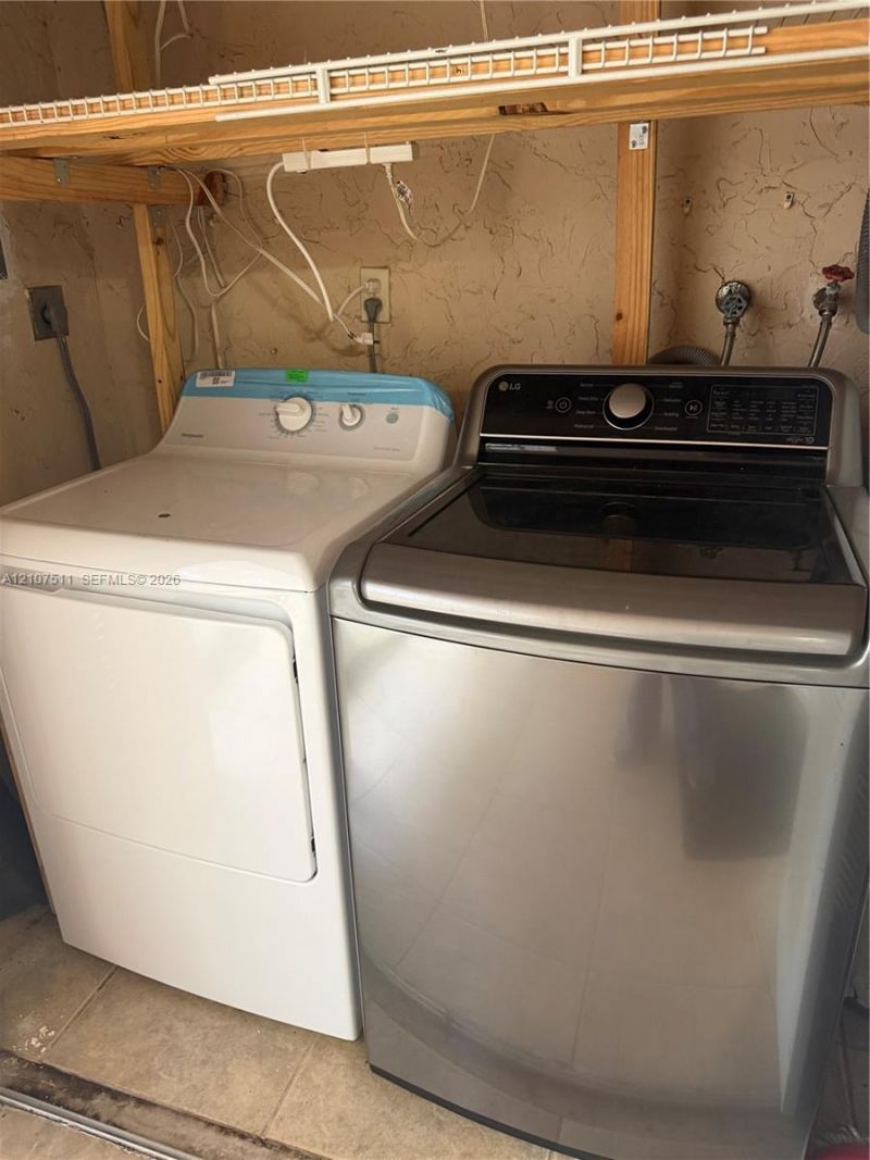 12 S Valencia Dr, Unit 5-4, Davie, FL 33324 Photo