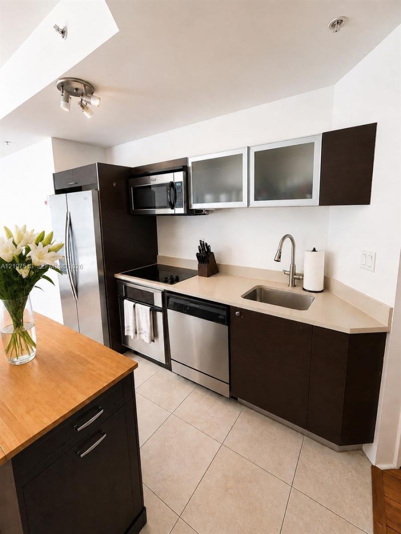 1900 N Bayshore Dr , Unit 3005, Miami, FL 33132 Photo