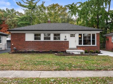 1701 Ackley Avenue , Westland, Mi 48186