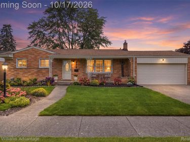9918 Hix Road, Livonia, Mi 48150