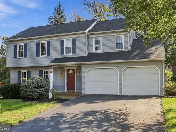 40 VANDERBILT DRIVE, LEOLA, PA 17540