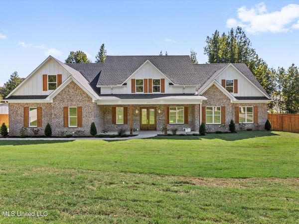 497 Bennett Circle, Byhalia, MS 38611