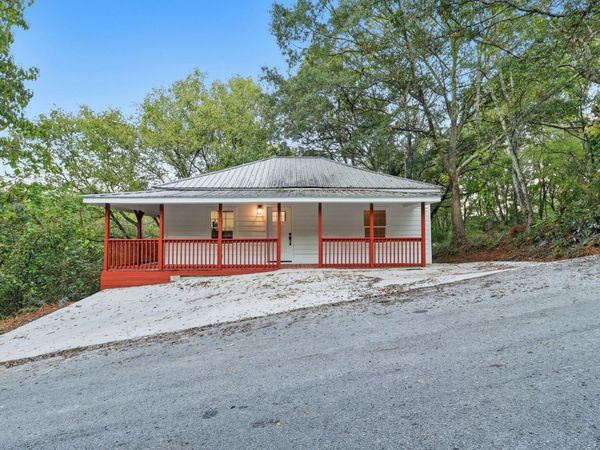 23 Fortune Street , La Fayette, GA 30728