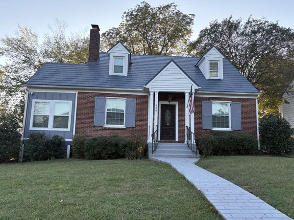 606 Anderson Dr , Clarksville, TN 37040