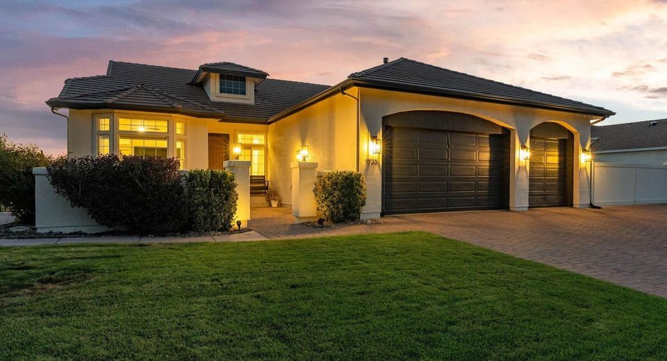 1935 Alphabet Drive, Reno, NV 89502 Photo