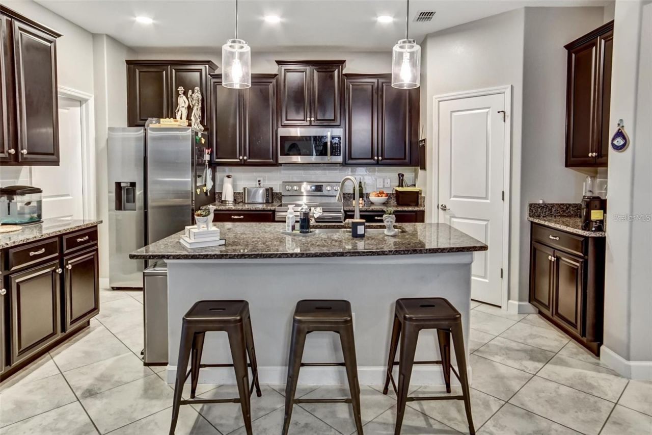 11420 Freshwater Ridge Drive , Riverview, FL 33569 Photo