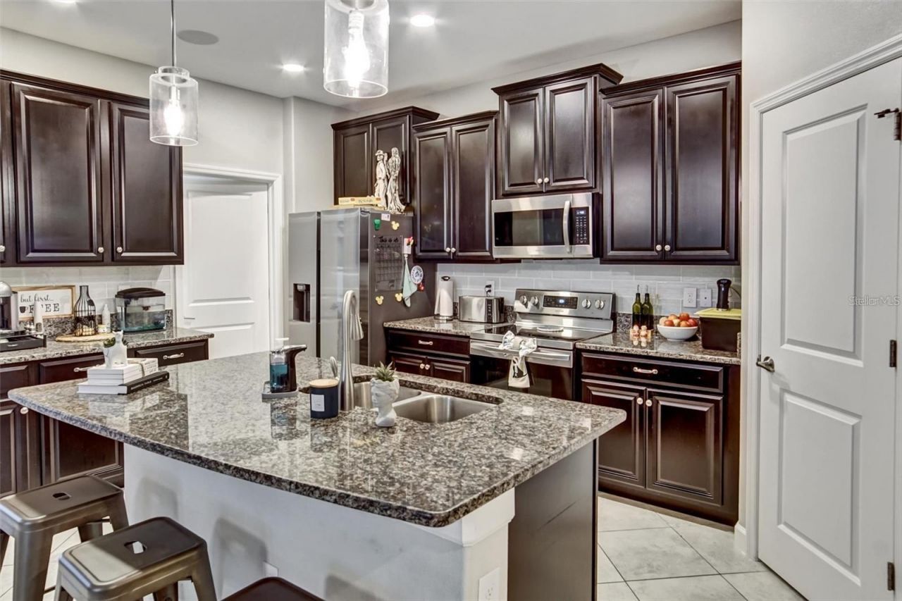 11420 Freshwater Ridge Drive , Riverview, FL 33569 Photo