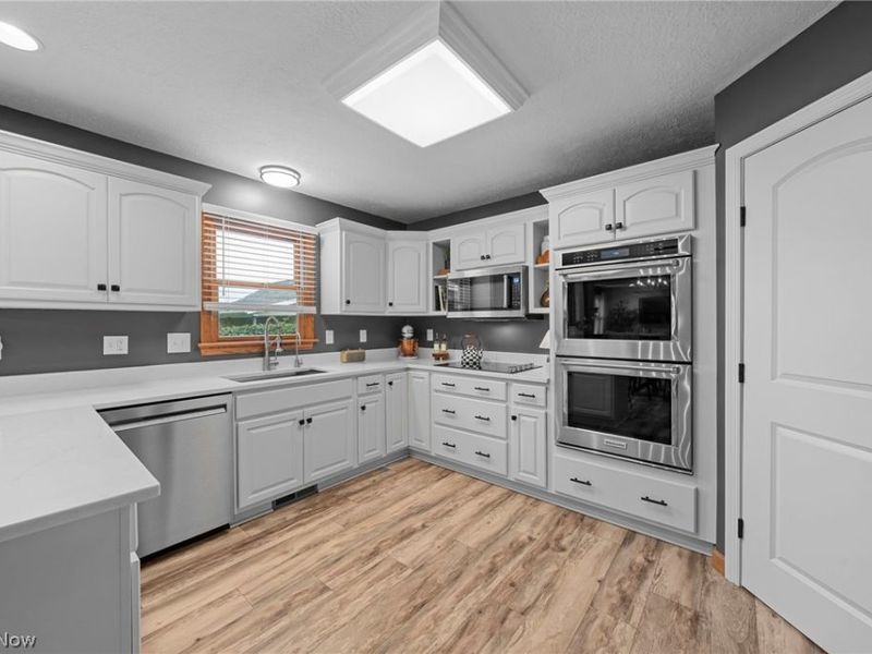 4068 Ruby Run Drive, Rootstown, OH 44272 Photo 13