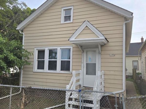 1574 S 2nd STREET, Milwaukee, WI 53204