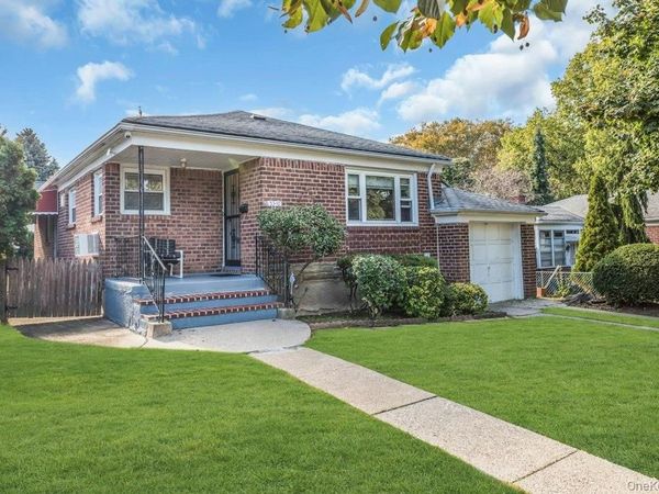 5310 Overbrook Street , Douglaston, NY 11362