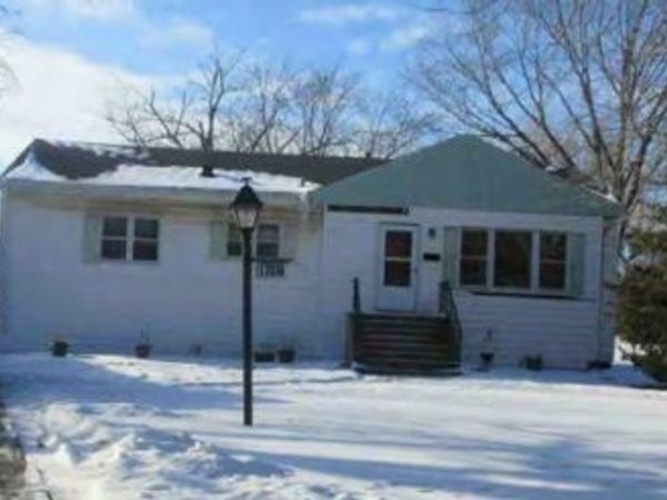 17316 Holmes Avenue , Hazel Crest, IL 60429