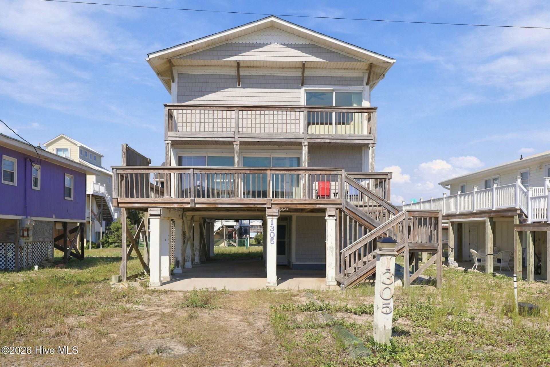 1305 N Shore Drive, Surf City, NC 28445 Main Photo