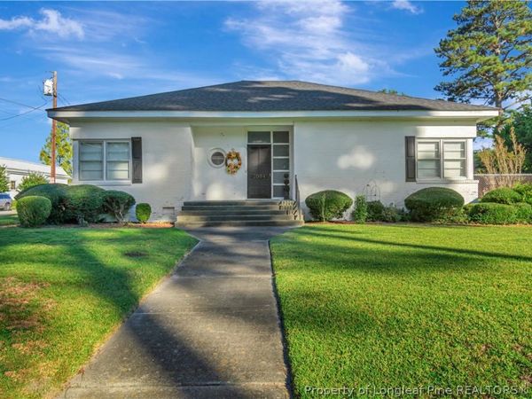 2004 N Walnut Street, Lumberton, NC 28358