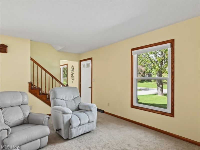 322 Rivermoor Drive, Mogadore, OH 44260 Photo 4