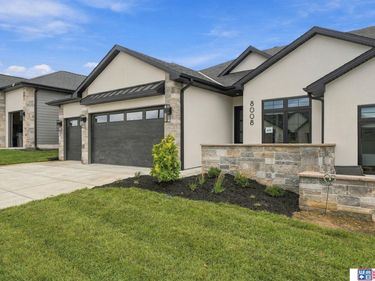 8008 S 43rd Street, Lincoln, NE 68516