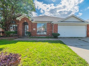 3913 Orlando Springs Drive, Fort Worth, TX 76123