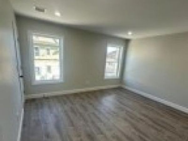 393 E 27Th St, Paterson, NJ 07514