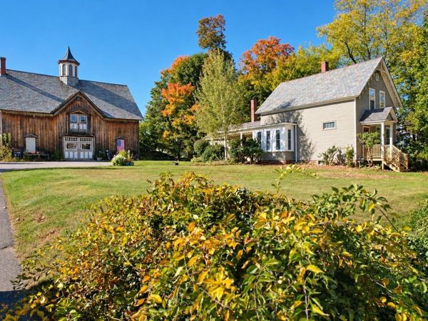 56 Glover St, Southbridge, MA 01550