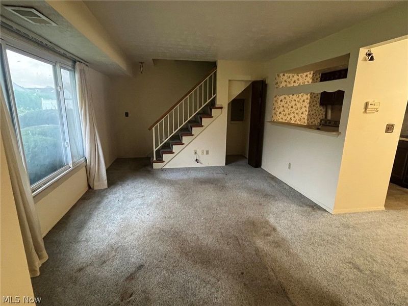 2992 Ivy Hill Circle, Unit B, Cortland, OH 44410 Photo 4