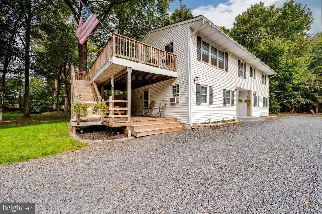 100 WARWICK ROAD, ELVERSON, PA 19520