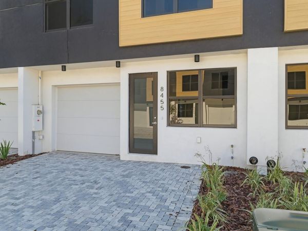 8455 MODANO PLACE , TAMPA, FL 33614
