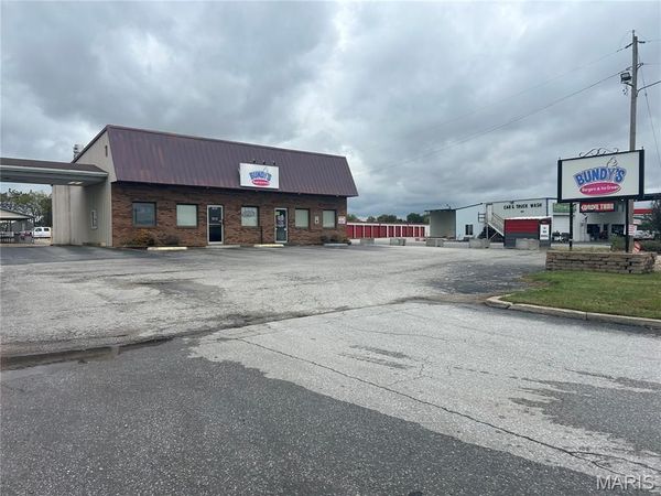1005 S Sturgeon , Montgomery City, MO 63361