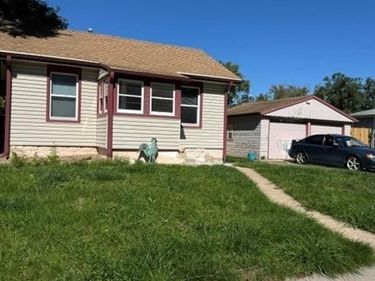 3704 Madison Avenue, Lincoln, NE 68504
