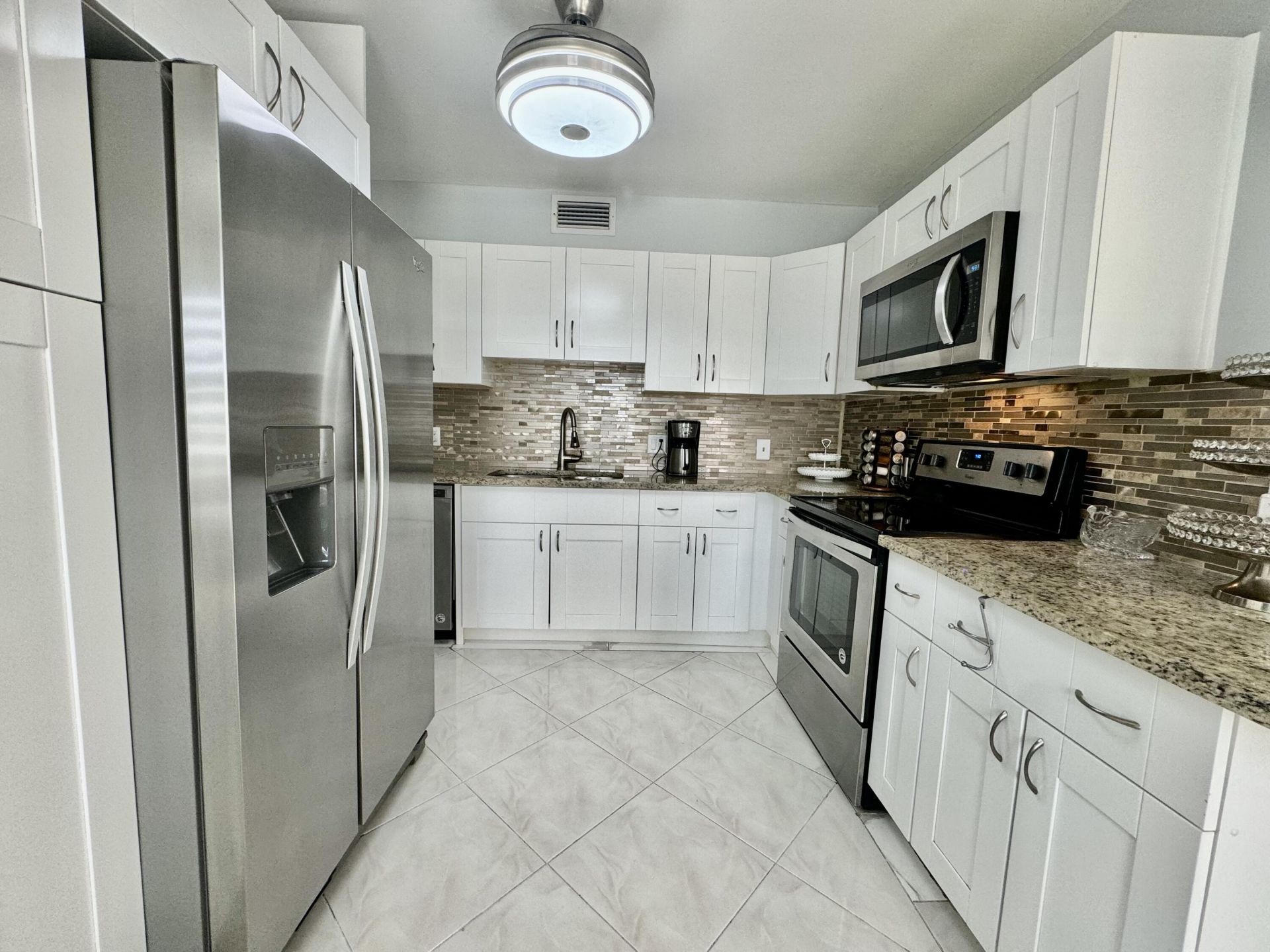 4031 Lincoln B, Unit 4031, Boca Raton, FL 33434 Photo