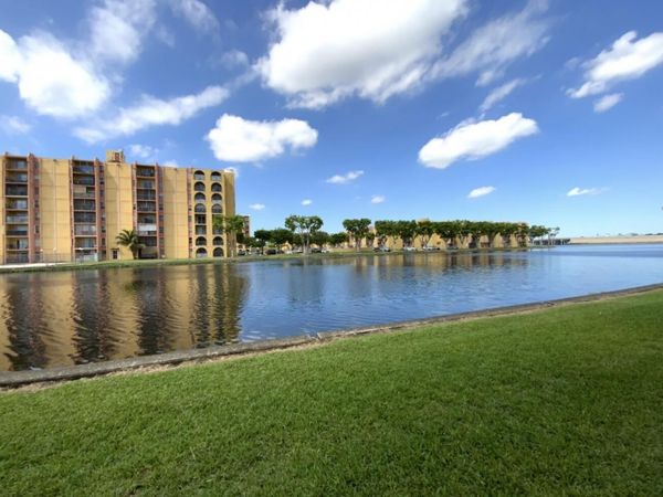 4709 NW 7th Street, Unit 109-9, Miami, FL 33126
