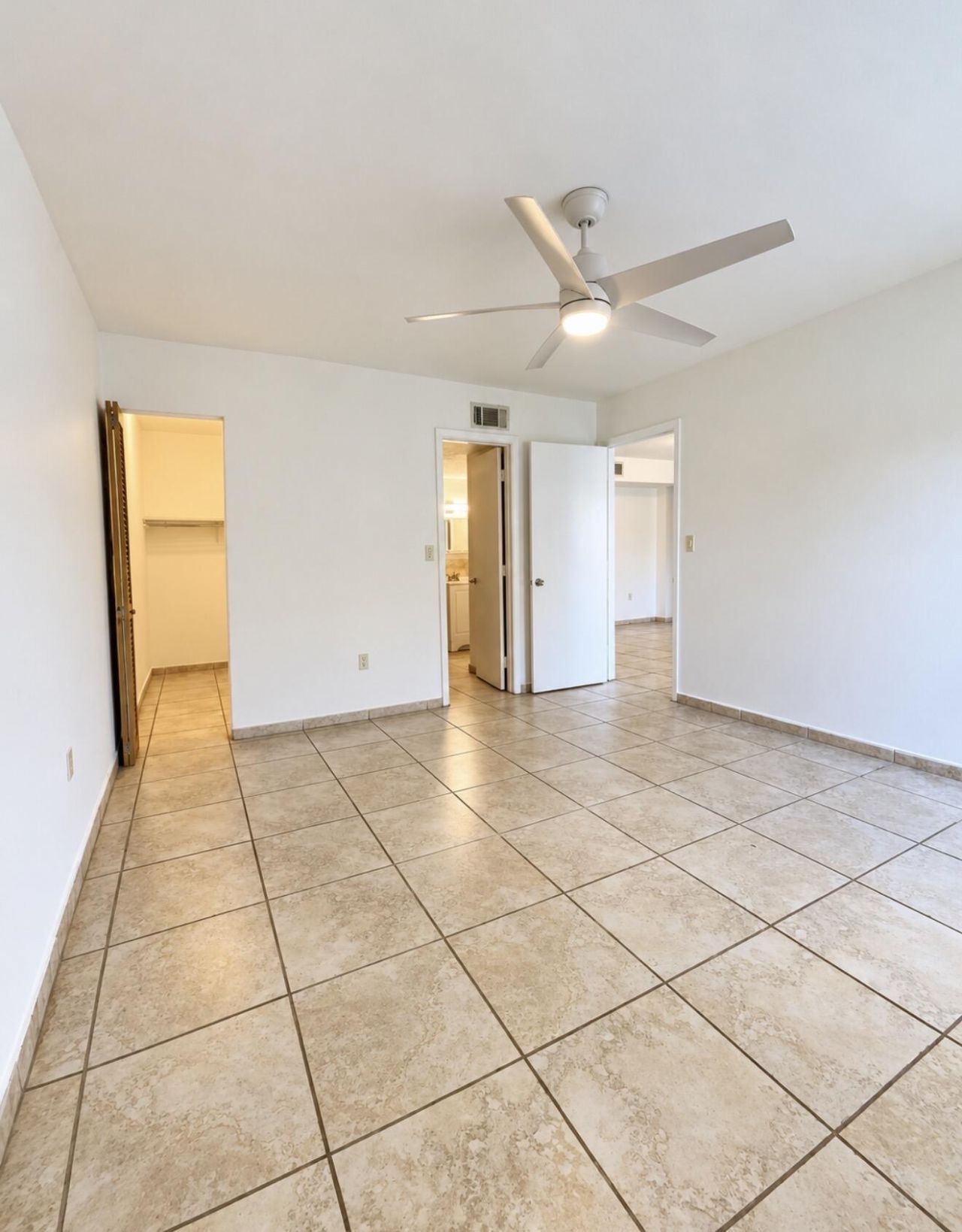 4709 NW 7th Street, Unit 109-9, Miami, FL 33126 Photo