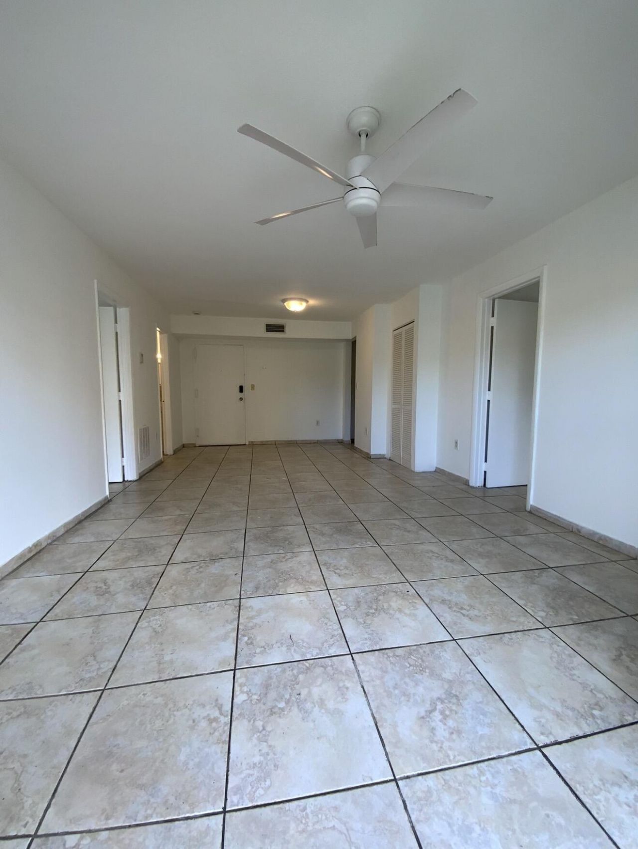 4709 NW 7th Street, Unit 109-9, Miami, FL 33126 Photo