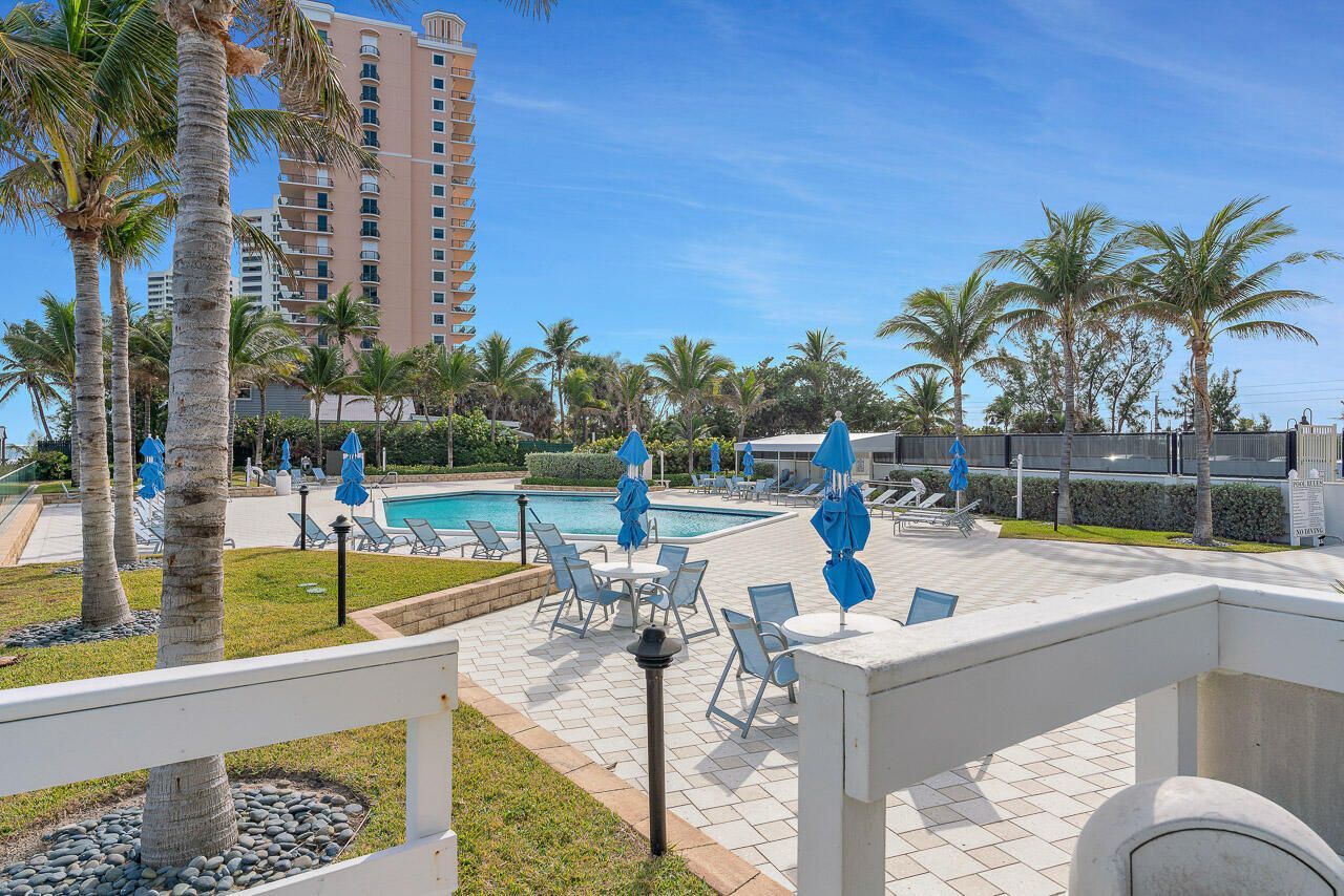 5200 N Ocean Drive, Unit 505, Singer Island, FL 33404 Photo